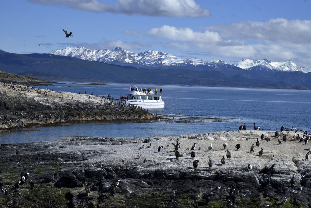 Canal Beagle - Secretaria de Turismo Ushuaia